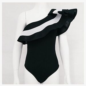 Raffle one shoulder bodysuit